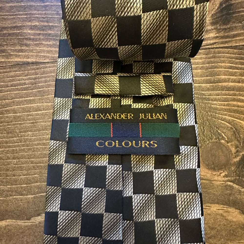 Vintage Alexander Julian colours Checkered Black and Gold tie - Picture 2 of 3